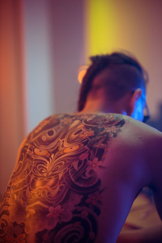 Grande pièce japonaise sur le dos (tatouage japonais)